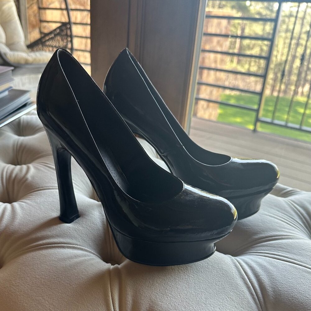 Kelsi Dagger Black Pump - Size 8